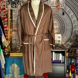 Vintage Men’s Robe by Weldon Brown White & Pale Yellow Trim Chest 40”